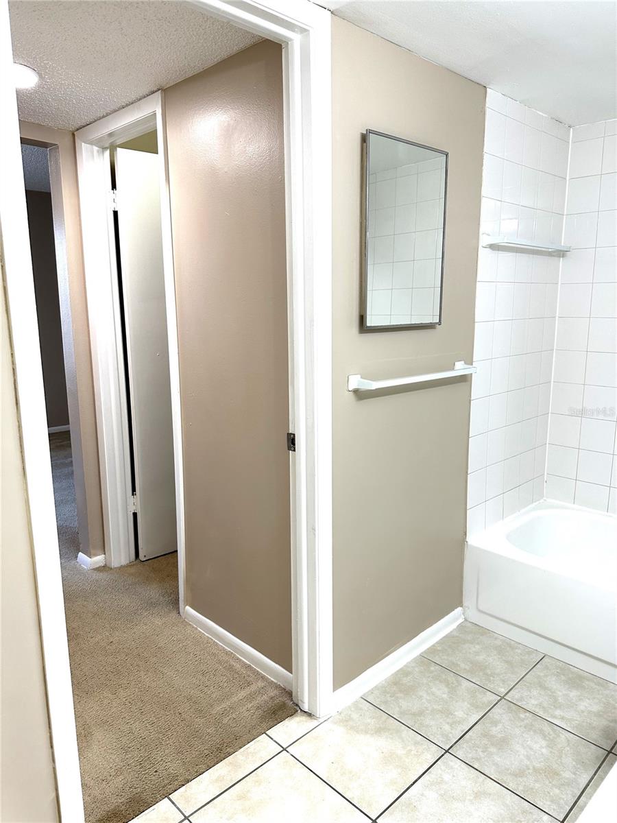 PLAZA/MILLENIUM - Residential Lease