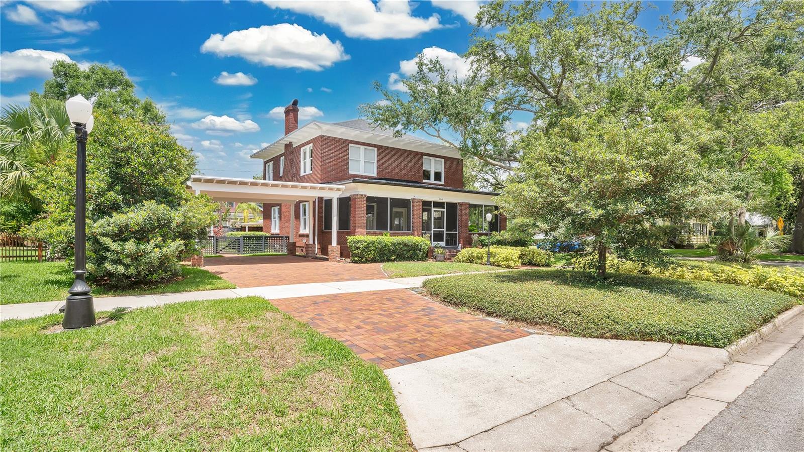 900 S PALMETTO AVENUE