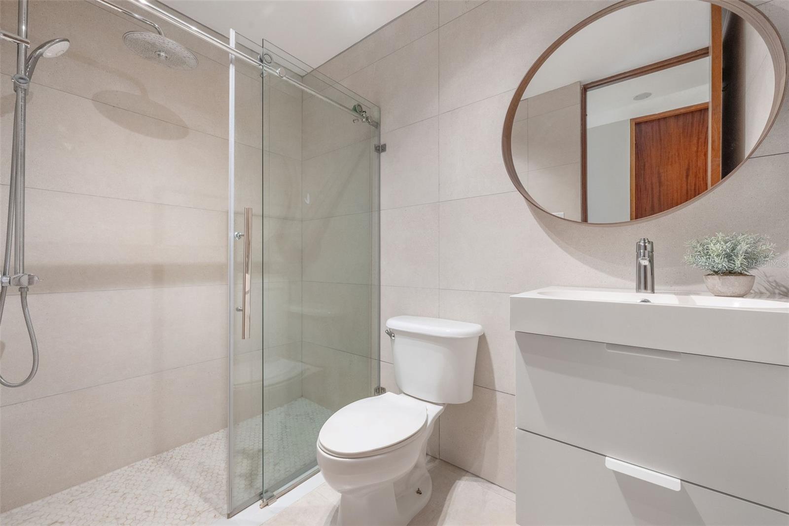 WILSON CONDADO PLAZA - Residential