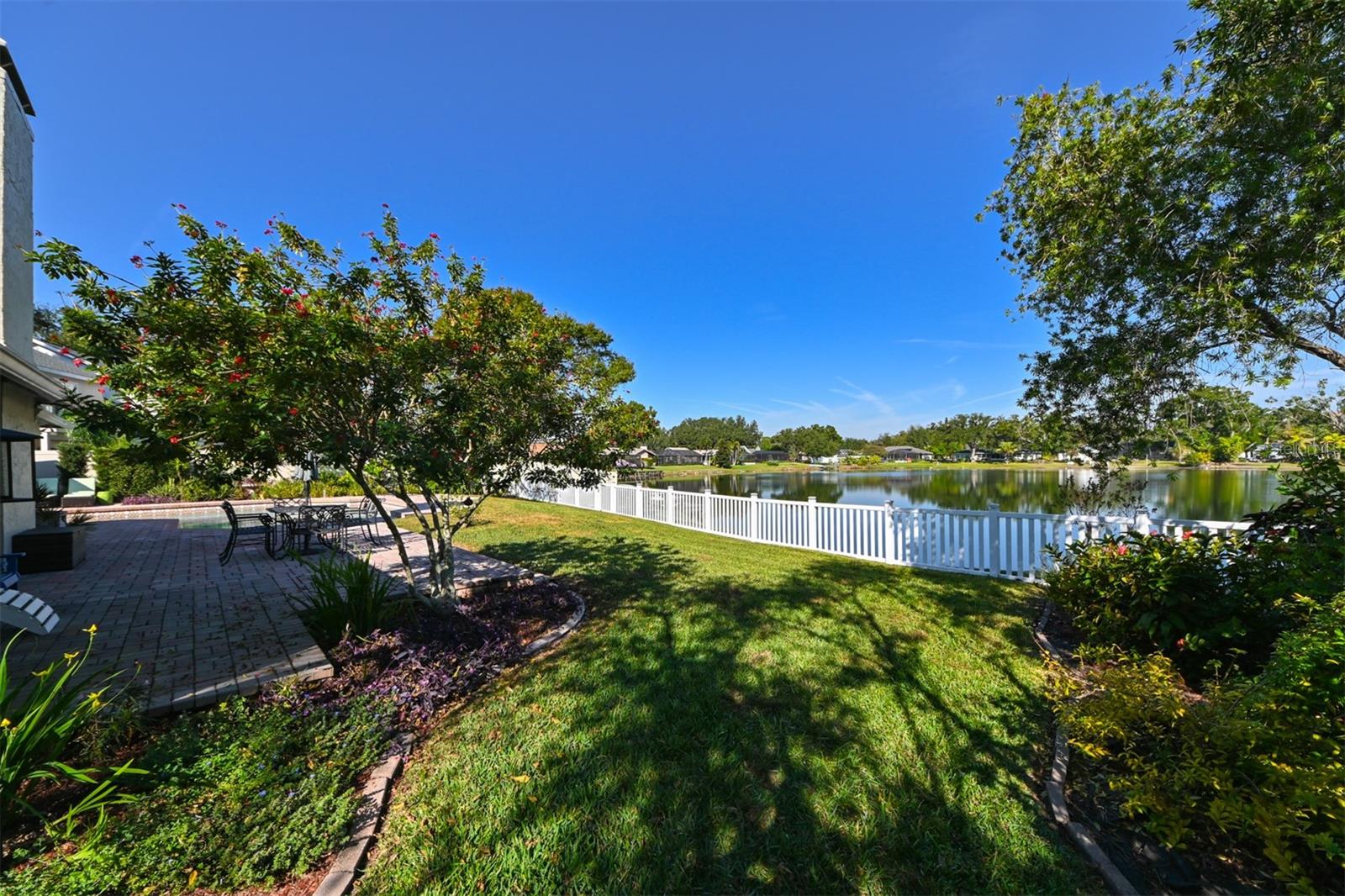LAKE ELLEN SHORES - Residential