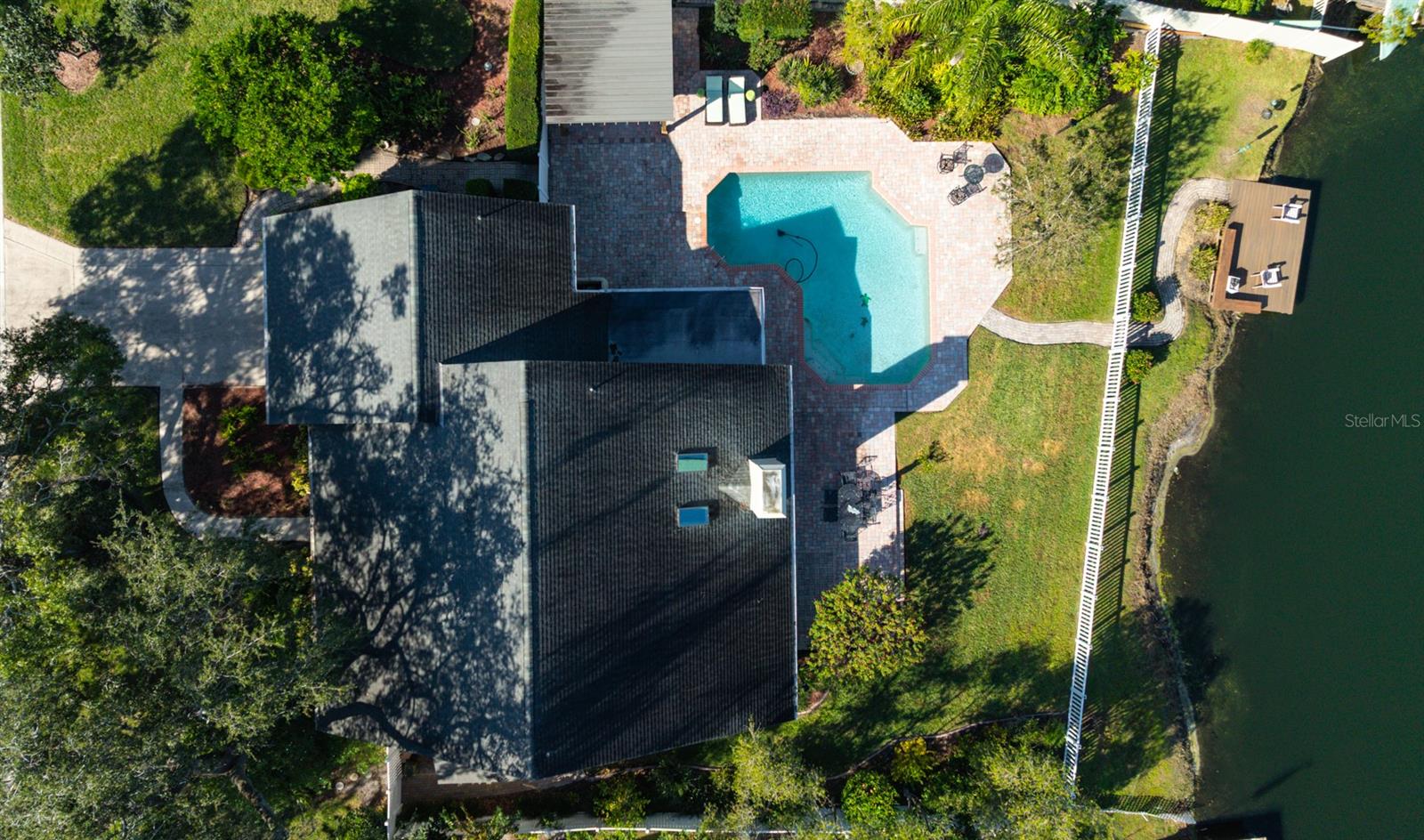 LAKE ELLEN SHORES - Residential