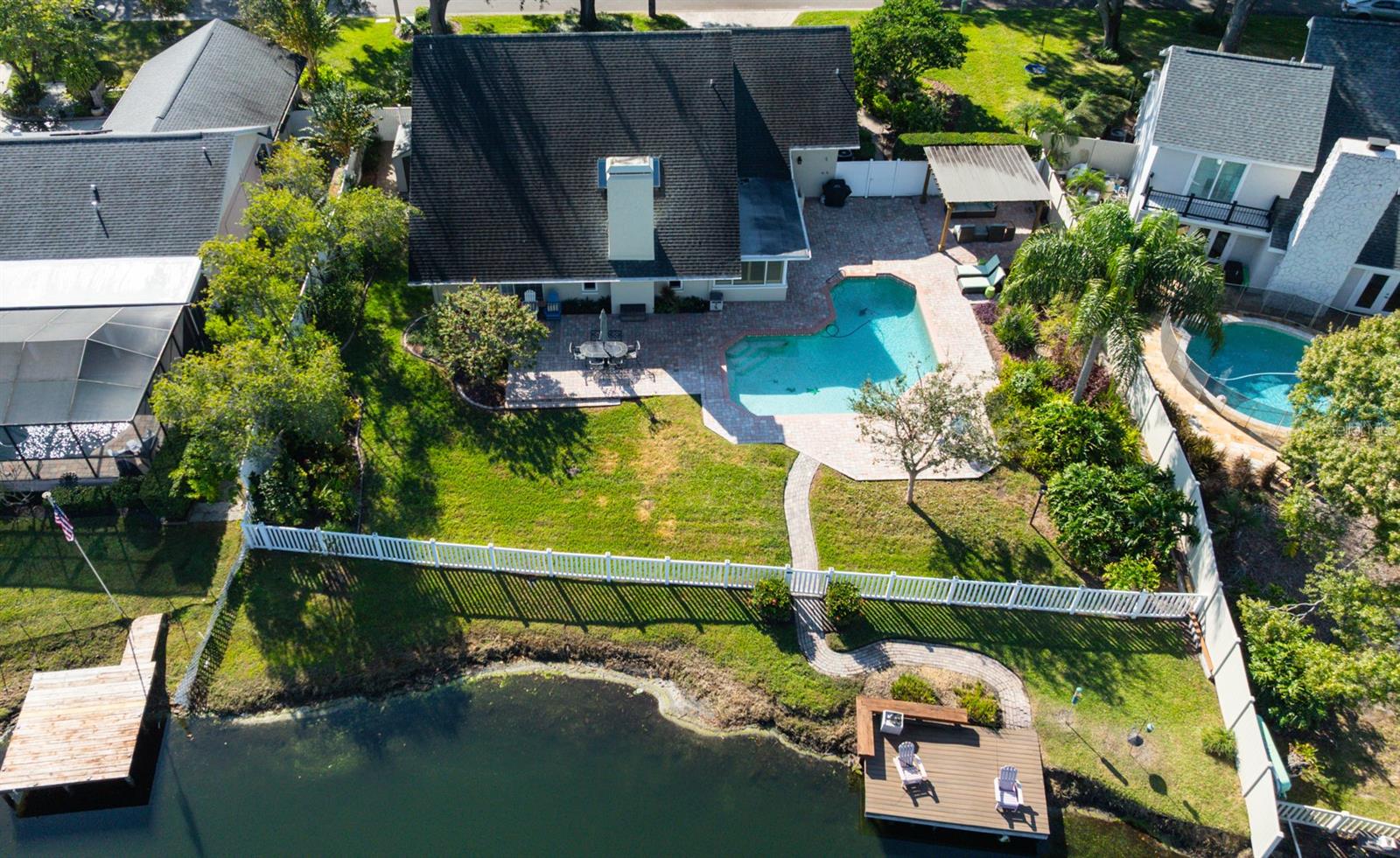 LAKE ELLEN SHORES - Residential