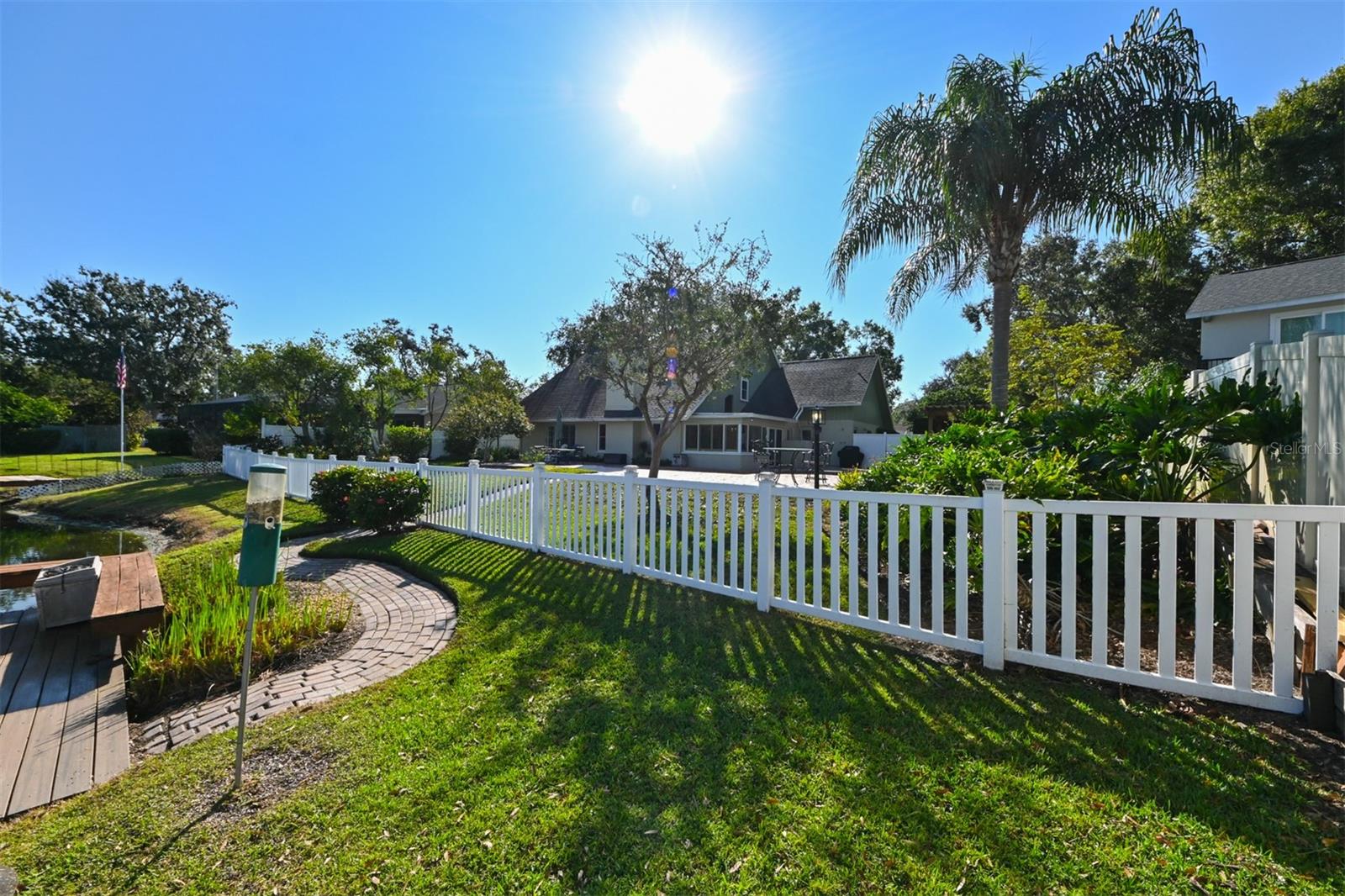 LAKE ELLEN SHORES - Residential