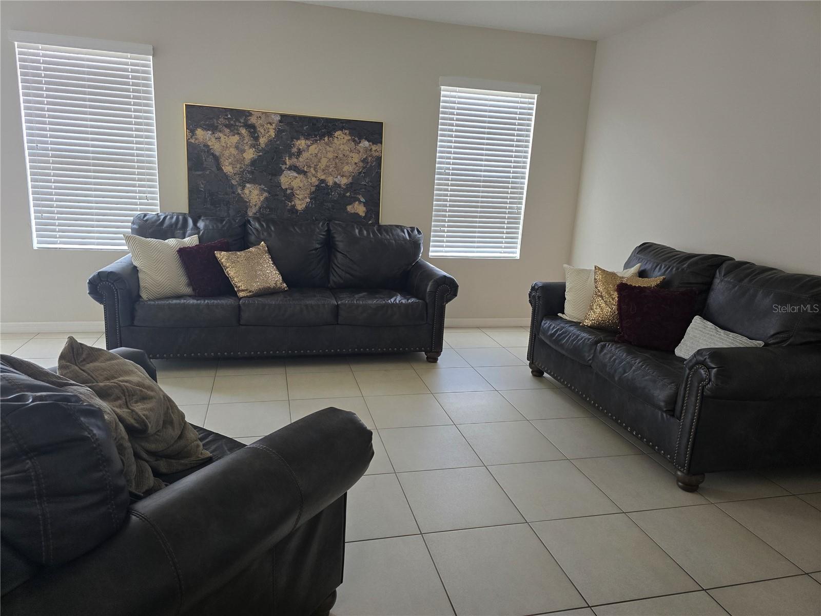 320 ABERDEEN DRIVE