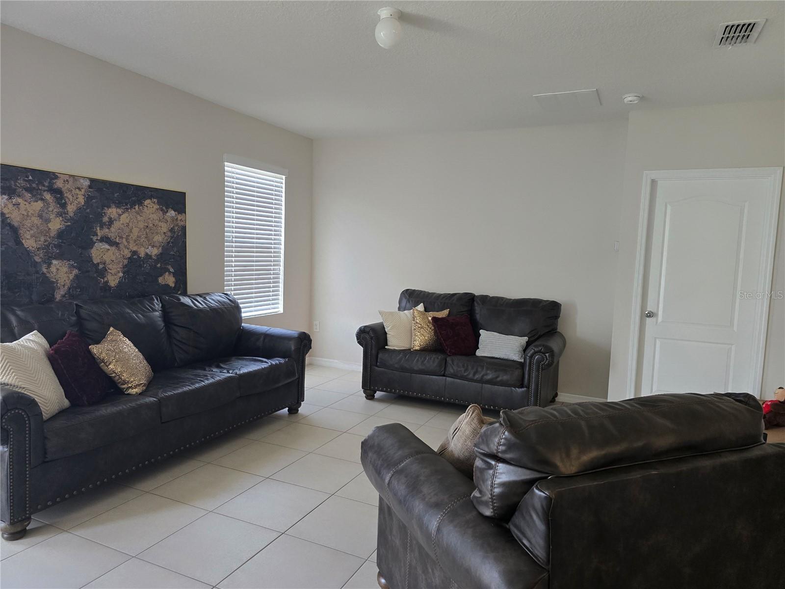 320 ABERDEEN DRIVE