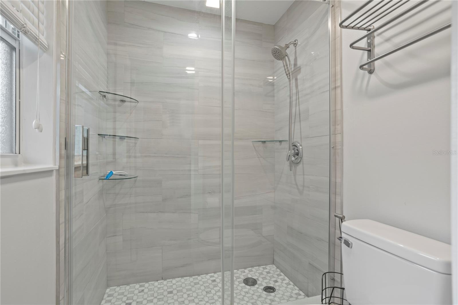 HIGHLAND PARK ESTATES FIRST ADD - Residential