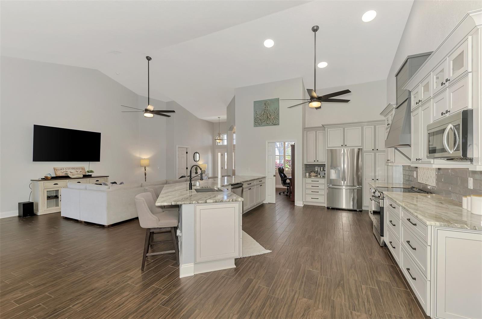 RIVERWOOD - Residential