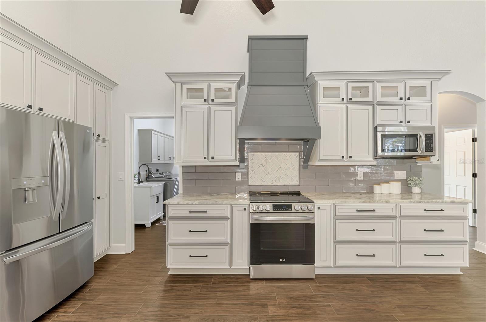 RIVERWOOD - Residential