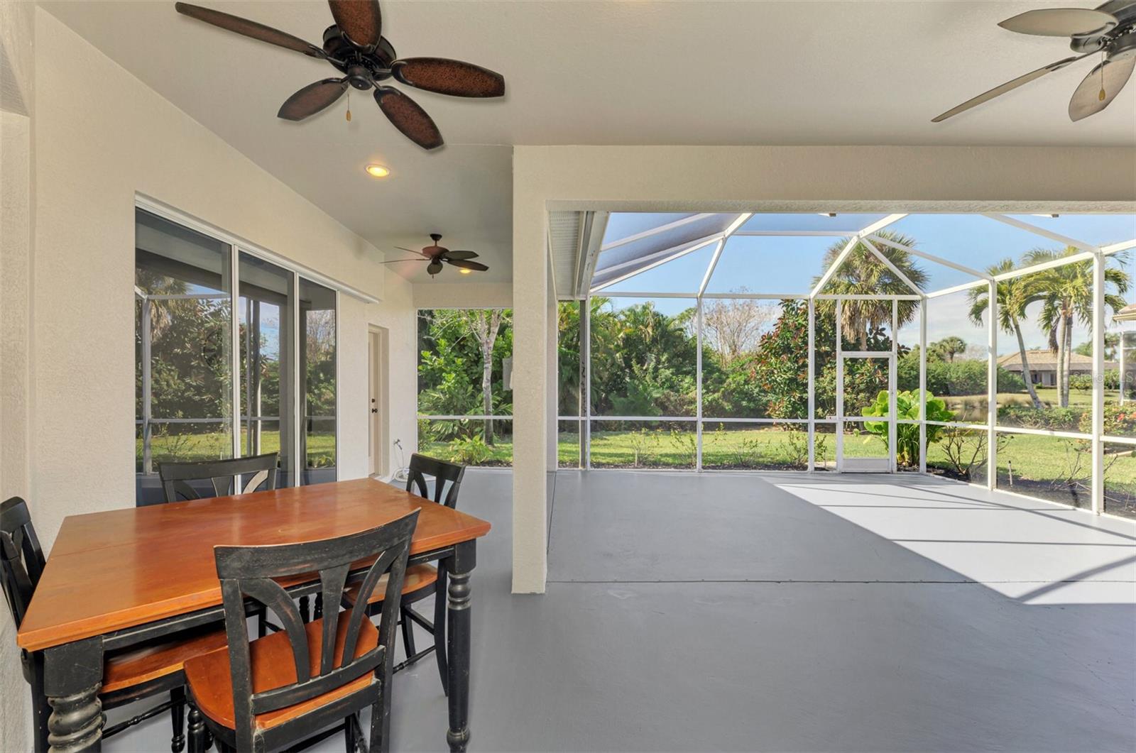 RIVERWOOD - Residential