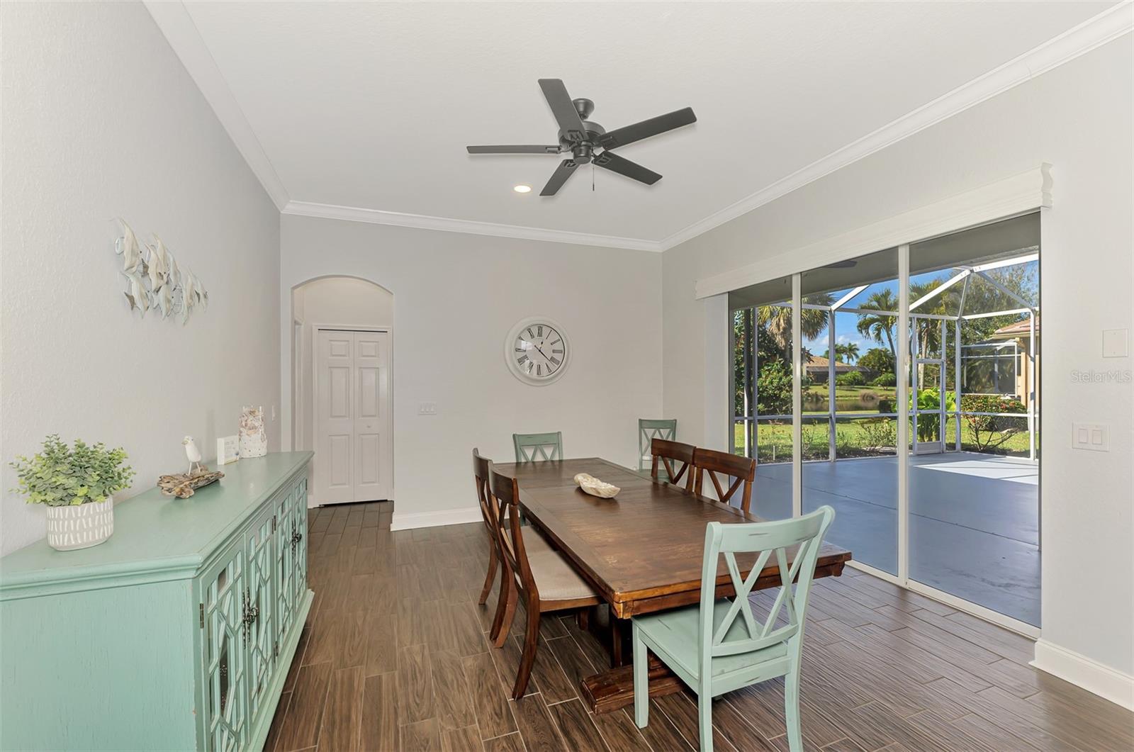 RIVERWOOD - Residential