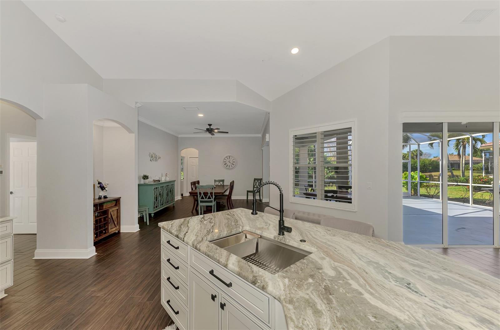 RIVERWOOD - Residential