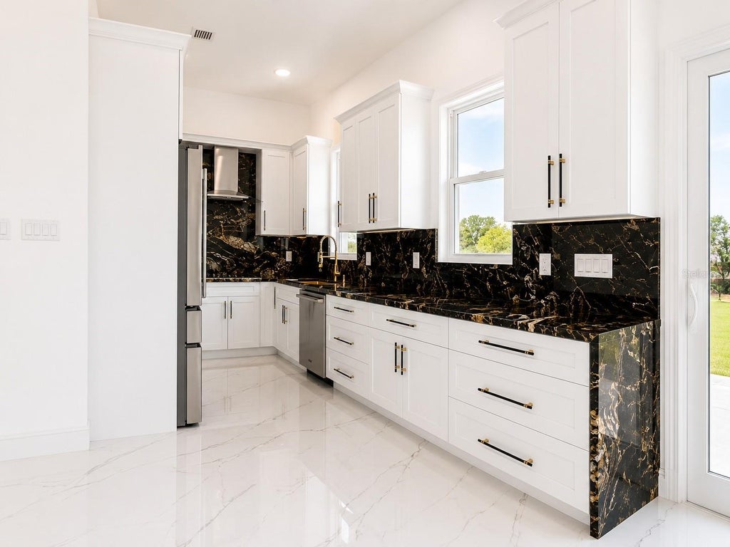 Photo of 6510 Simone Shores Cir, Apollo Beach, FL 33572 (MLS # TB8522728)