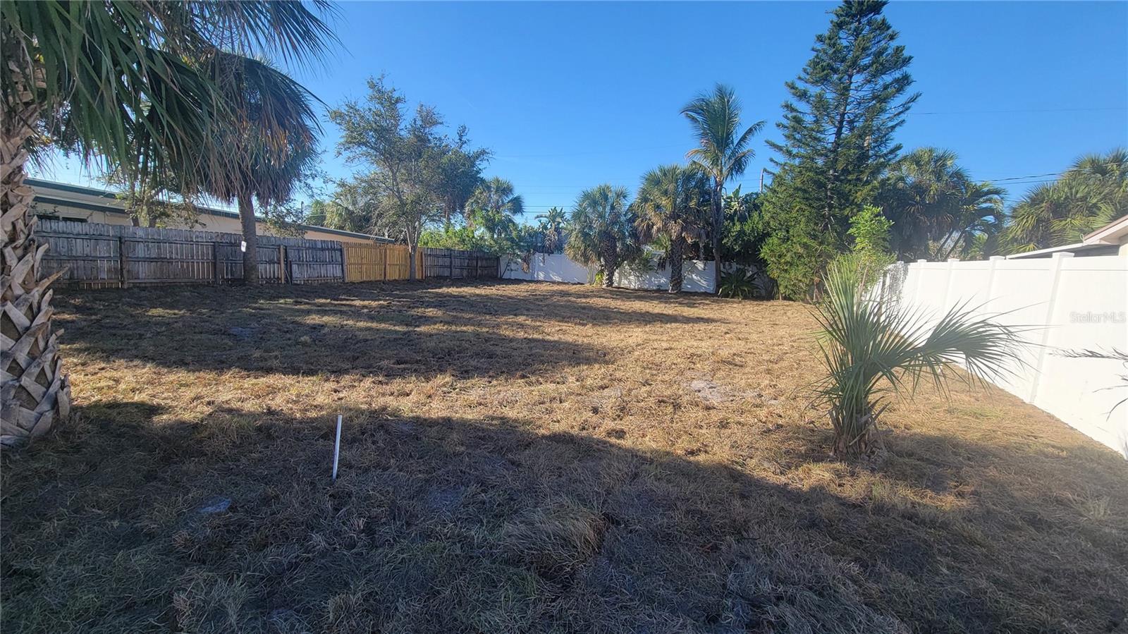 ST PETERSBURG BEACH NORTH UNIT 9 - Land