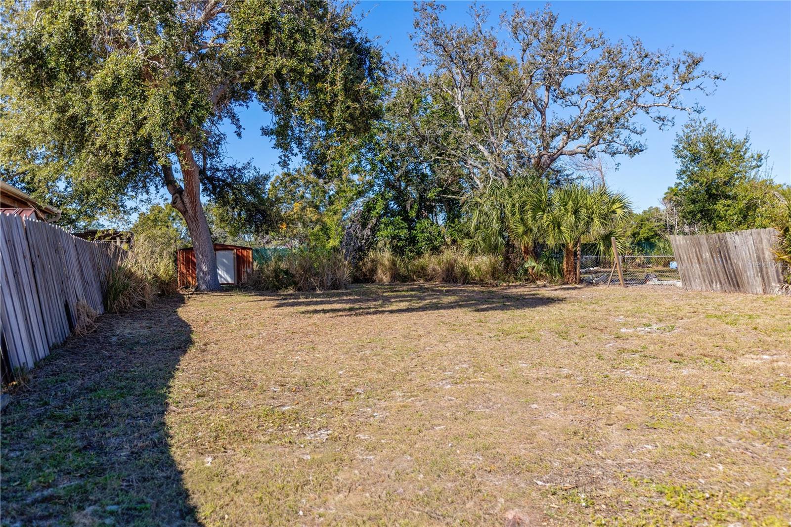 RIVERSIDE TERRACE - Residential