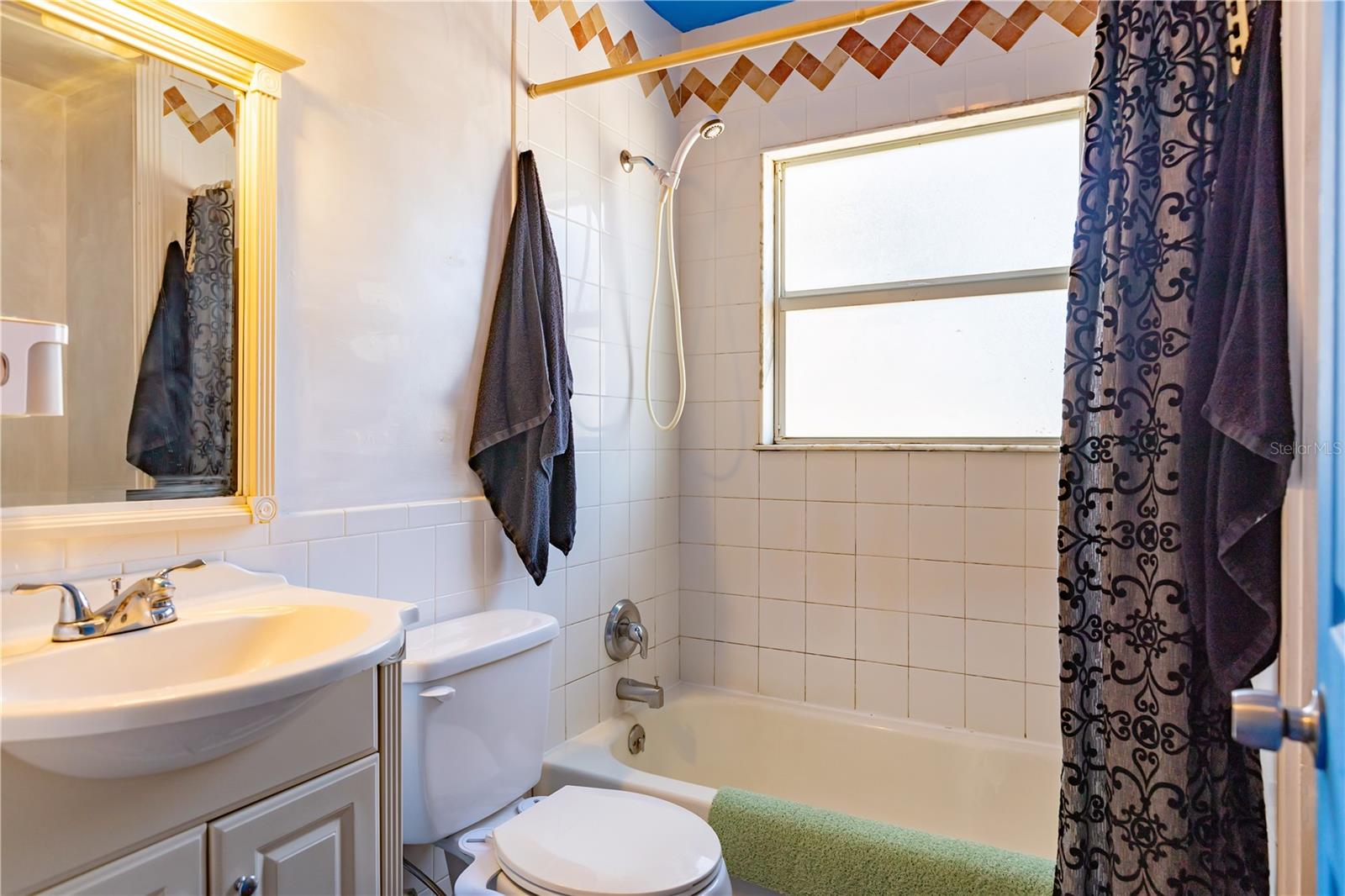 RIVERSIDE TERRACE - Residential