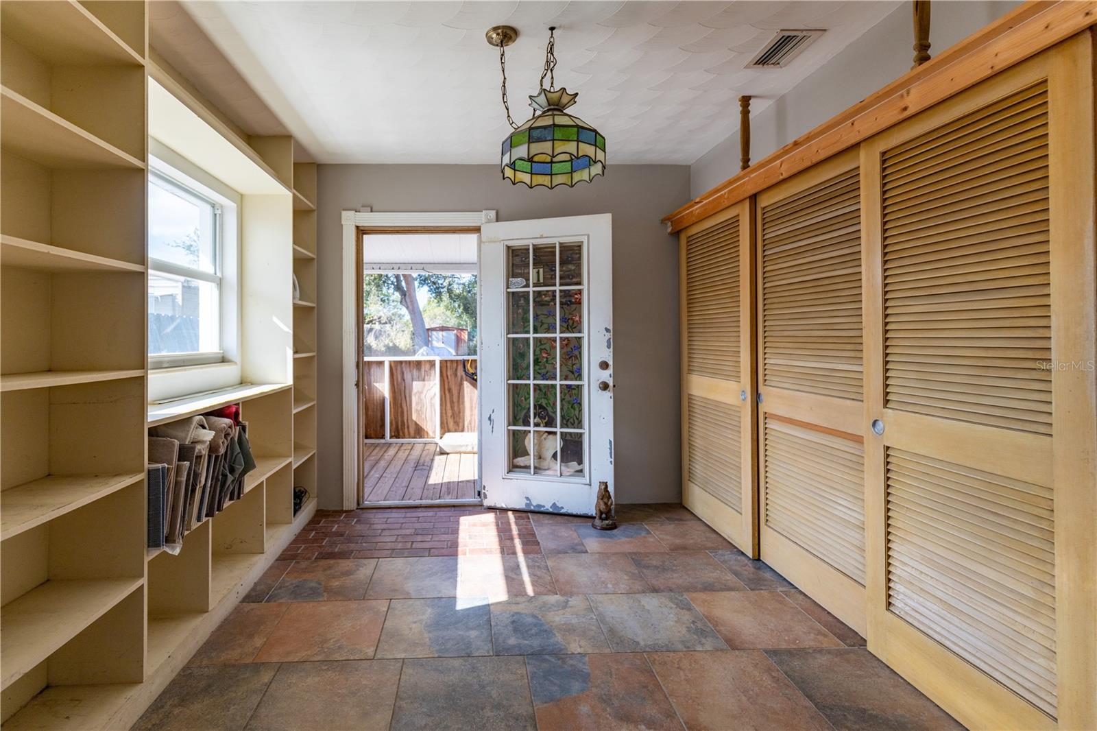 RIVERSIDE TERRACE - Residential