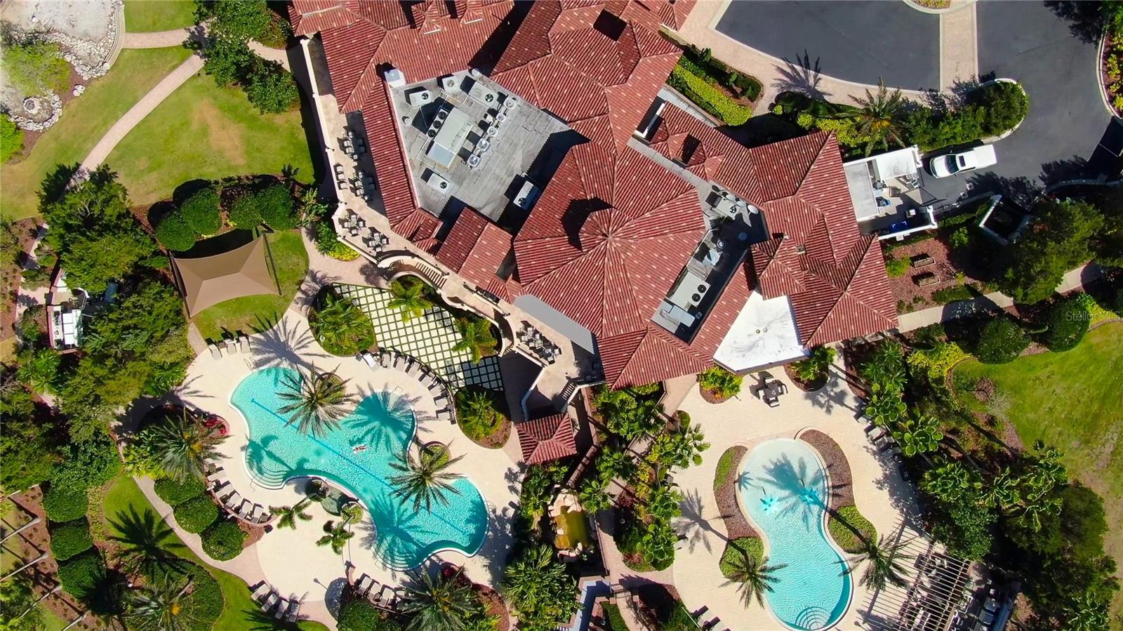 LAKE CLUB - Residential