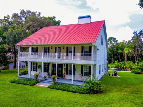 A home in VALRICO