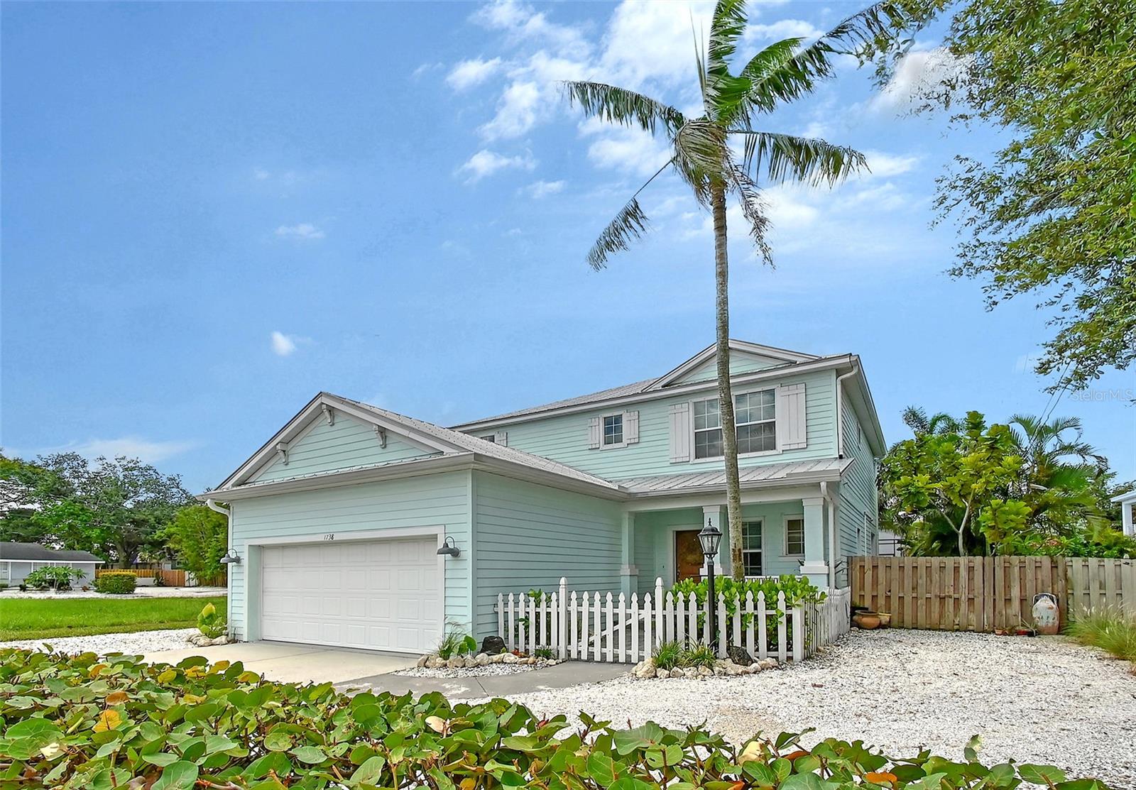 1738 SIESTA DRIVE