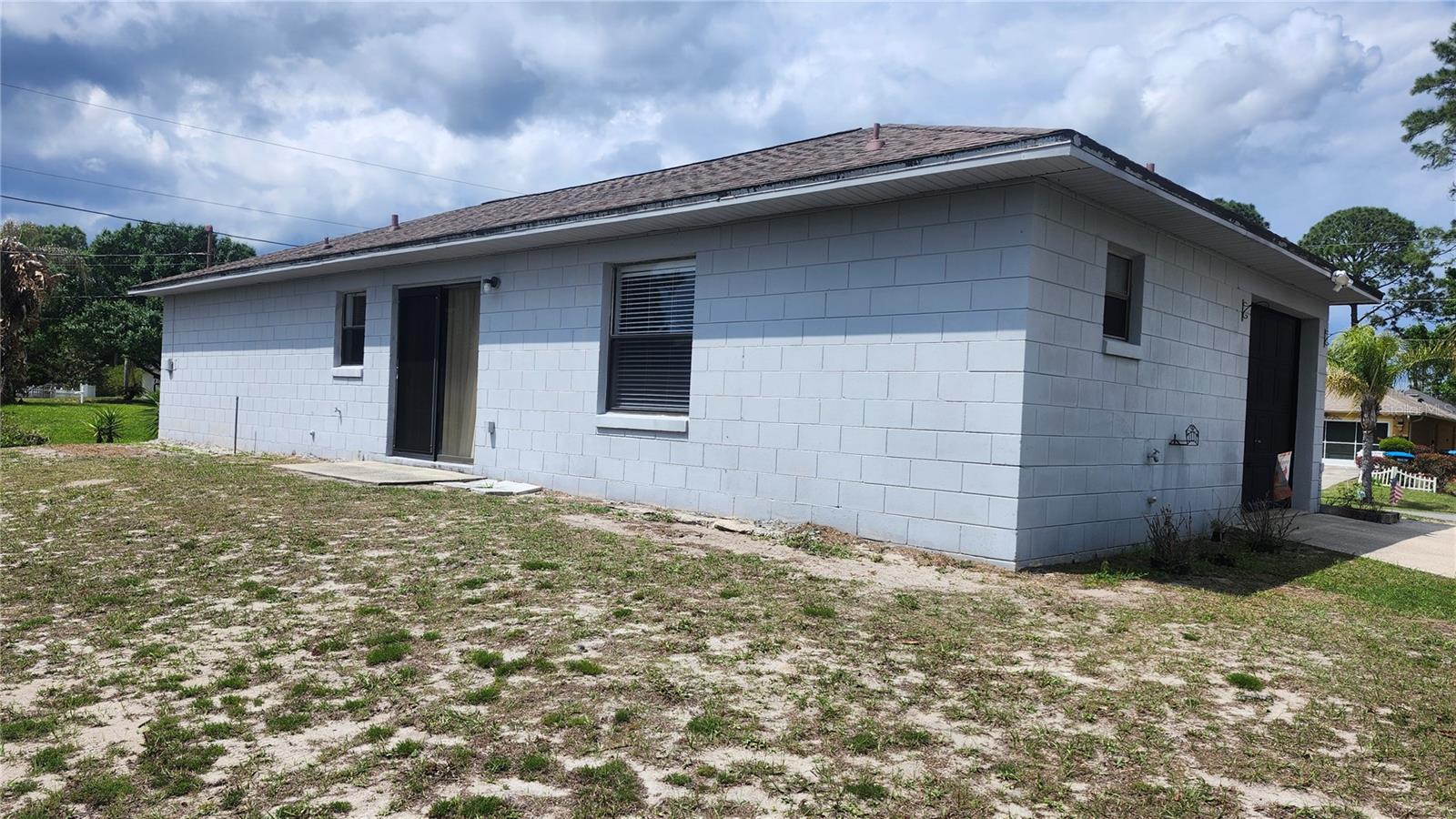 DELTONA LAKES UNIT 36 - Residential Lease