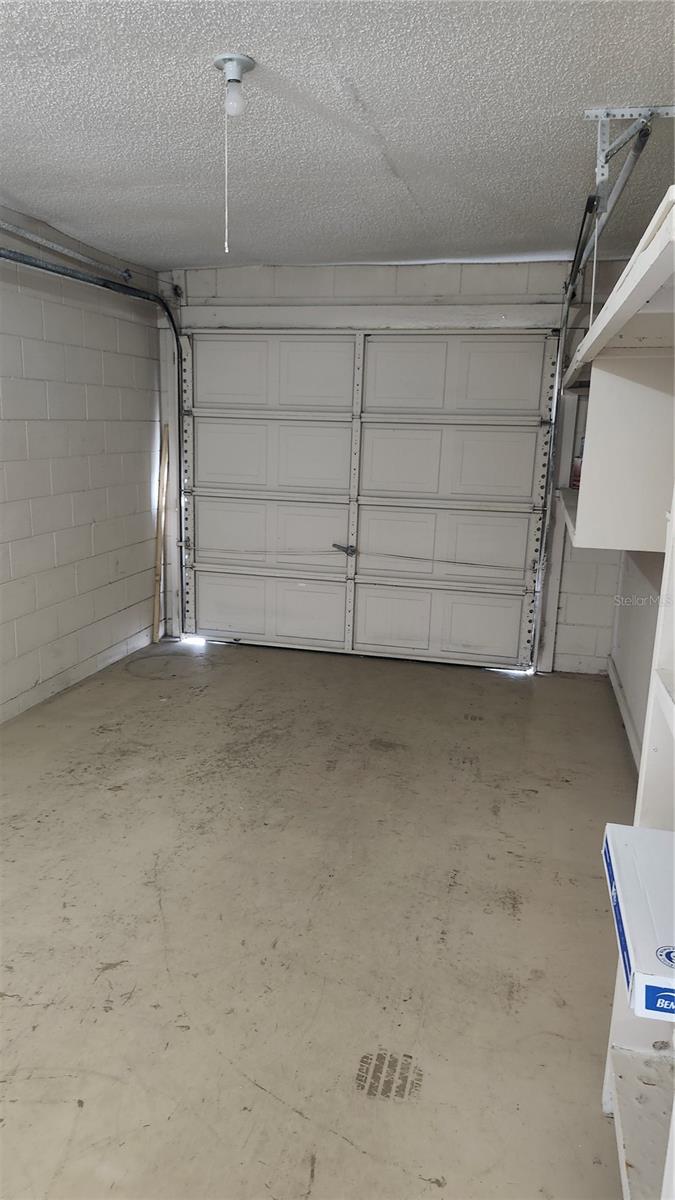 DELTONA LAKES UNIT 36 - Residential Lease