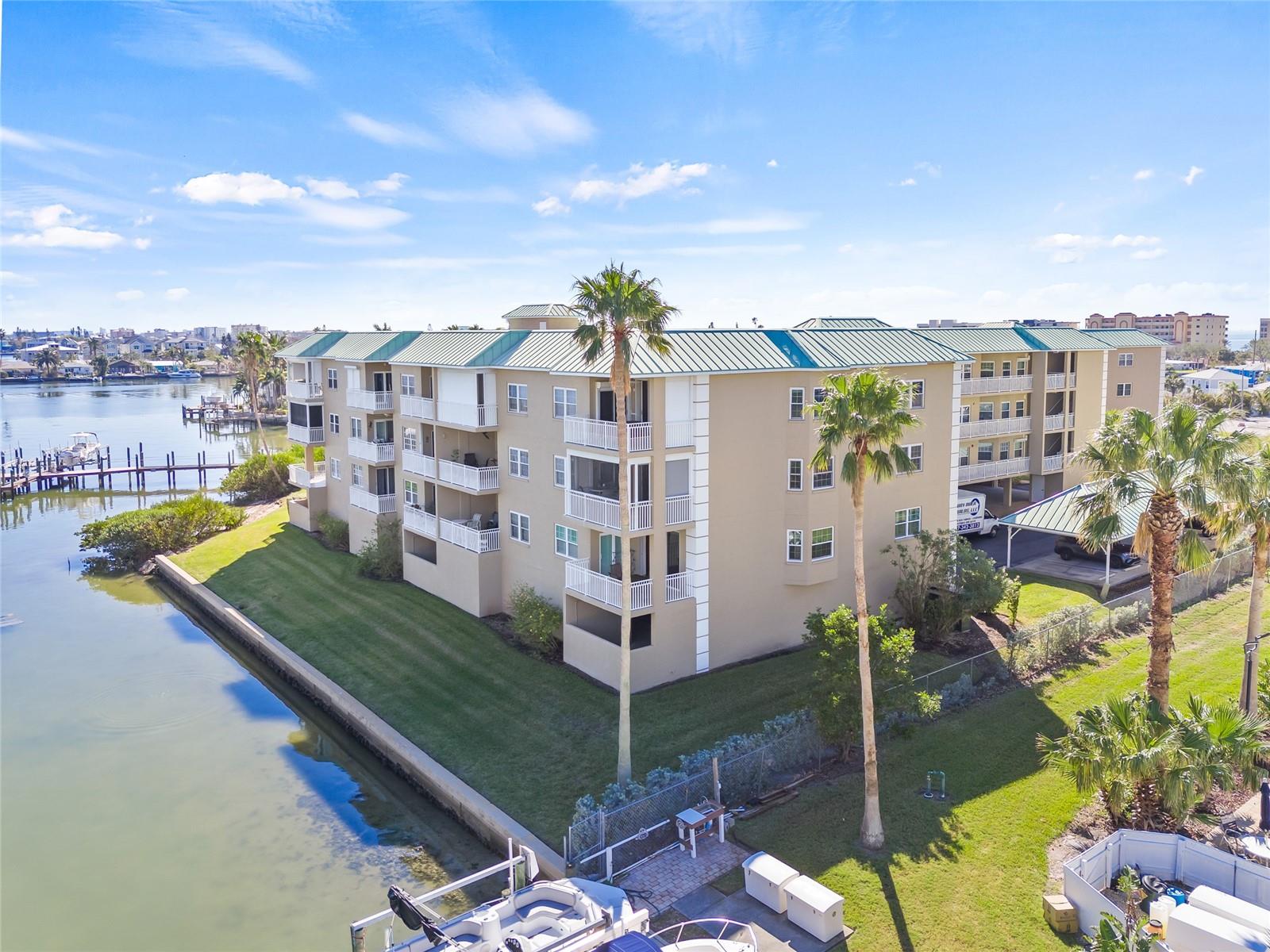MADEIRA COVE CONDO - Residential