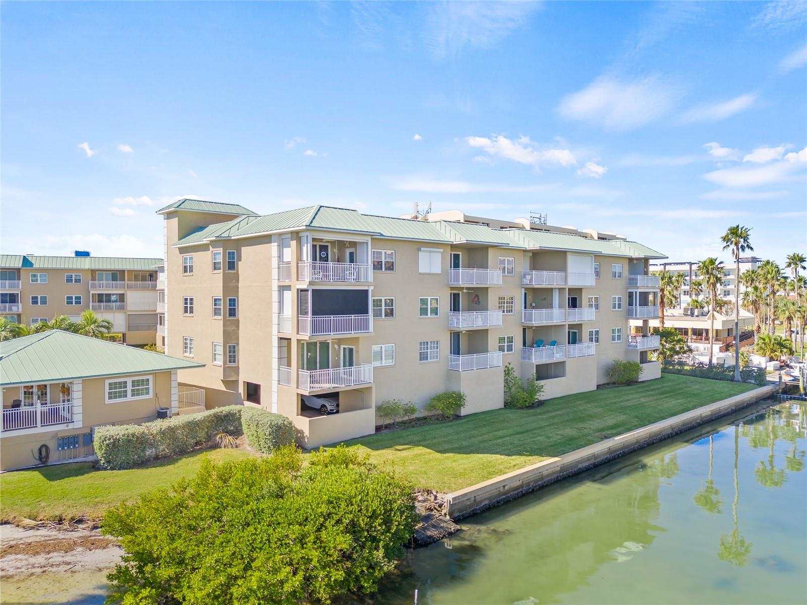 MADEIRA COVE CONDO - Residential