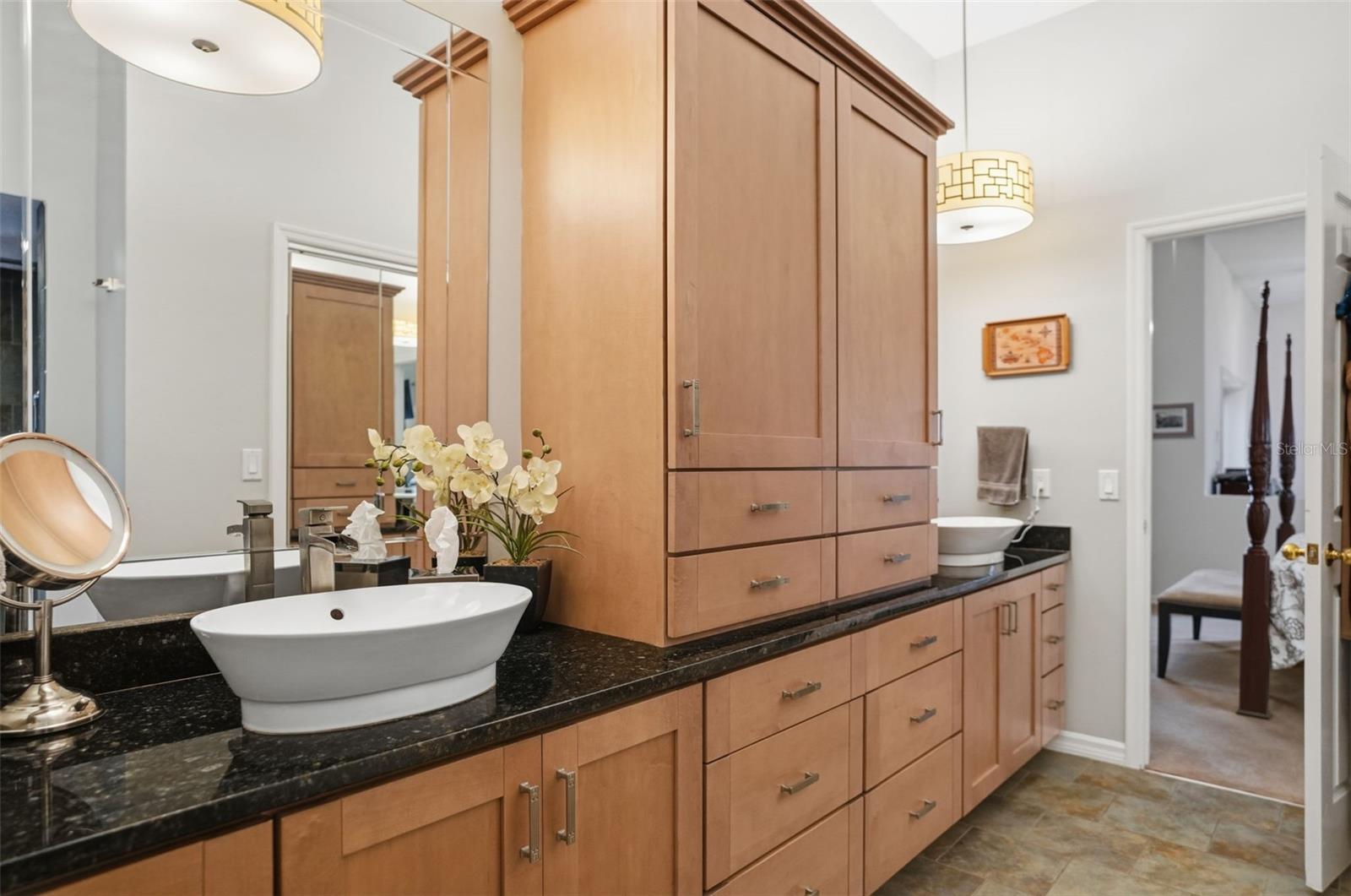 LAKE IN THE WOODS PH V - Residential