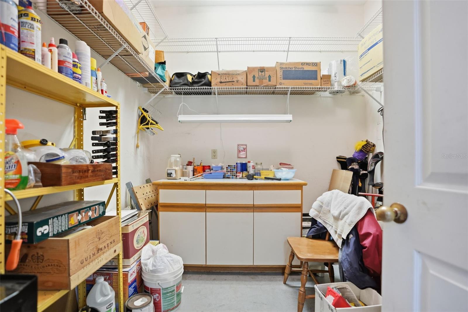 LAKE IN THE WOODS PH V - Residential