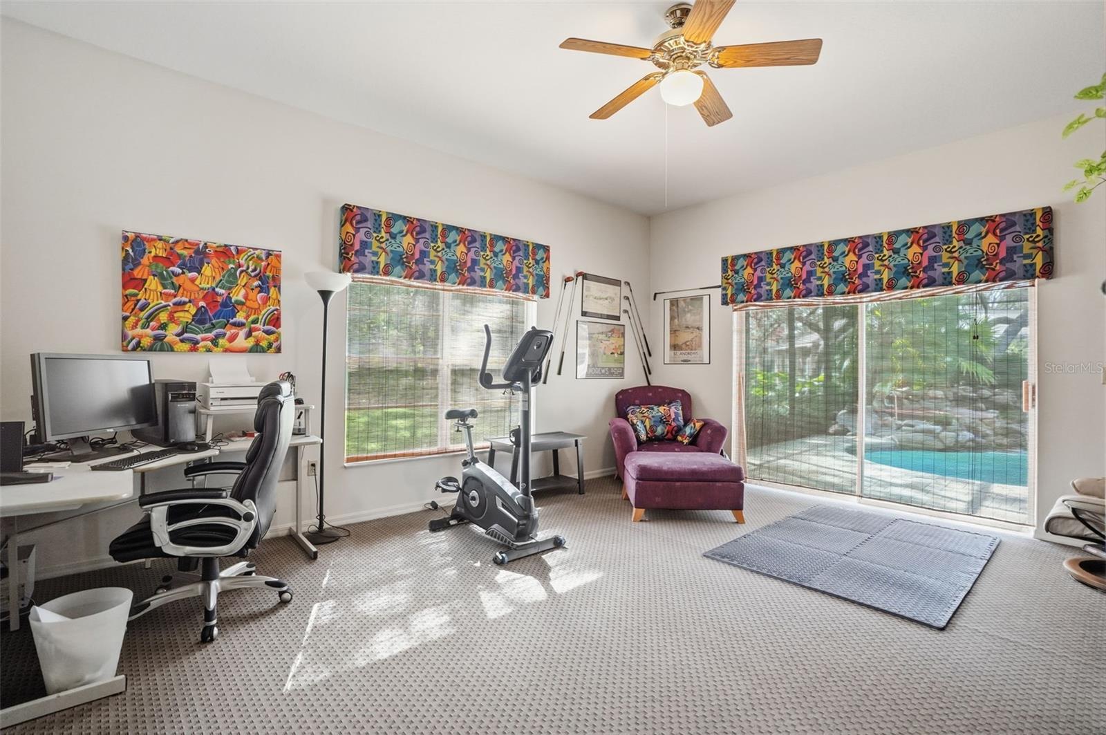 LAKE IN THE WOODS PH V - Residential