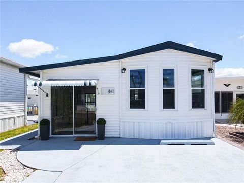 Manufactured Home in CLERMONT FL 9000 US HIGHWAY 192.jpg