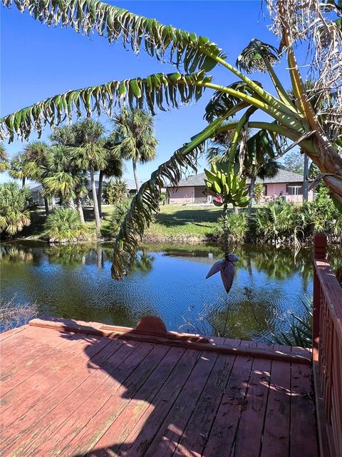 A home in PORT CHARLOTTE