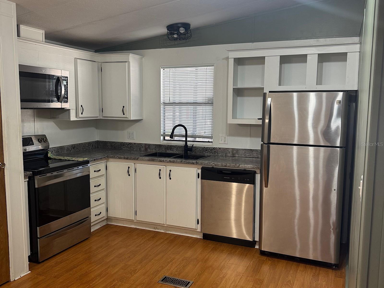 GULL-AIRE VILLAGE - Residential Lease