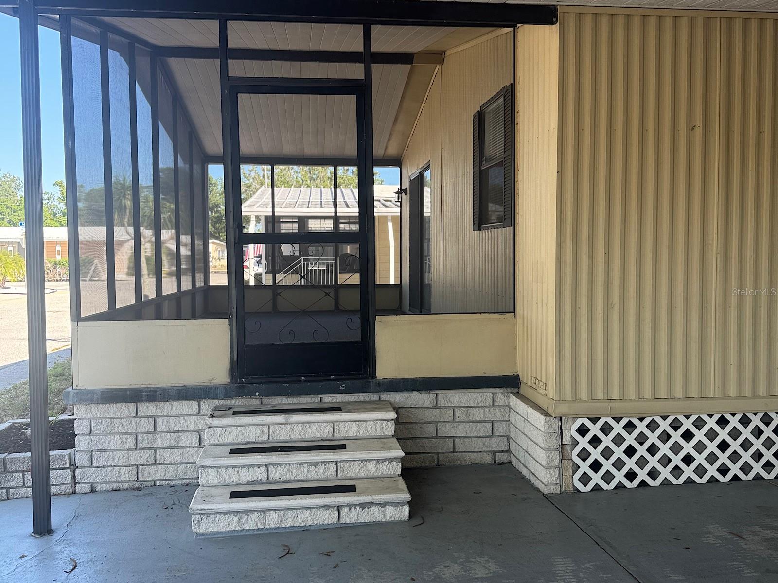 GULL-AIRE VILLAGE - Residential Lease