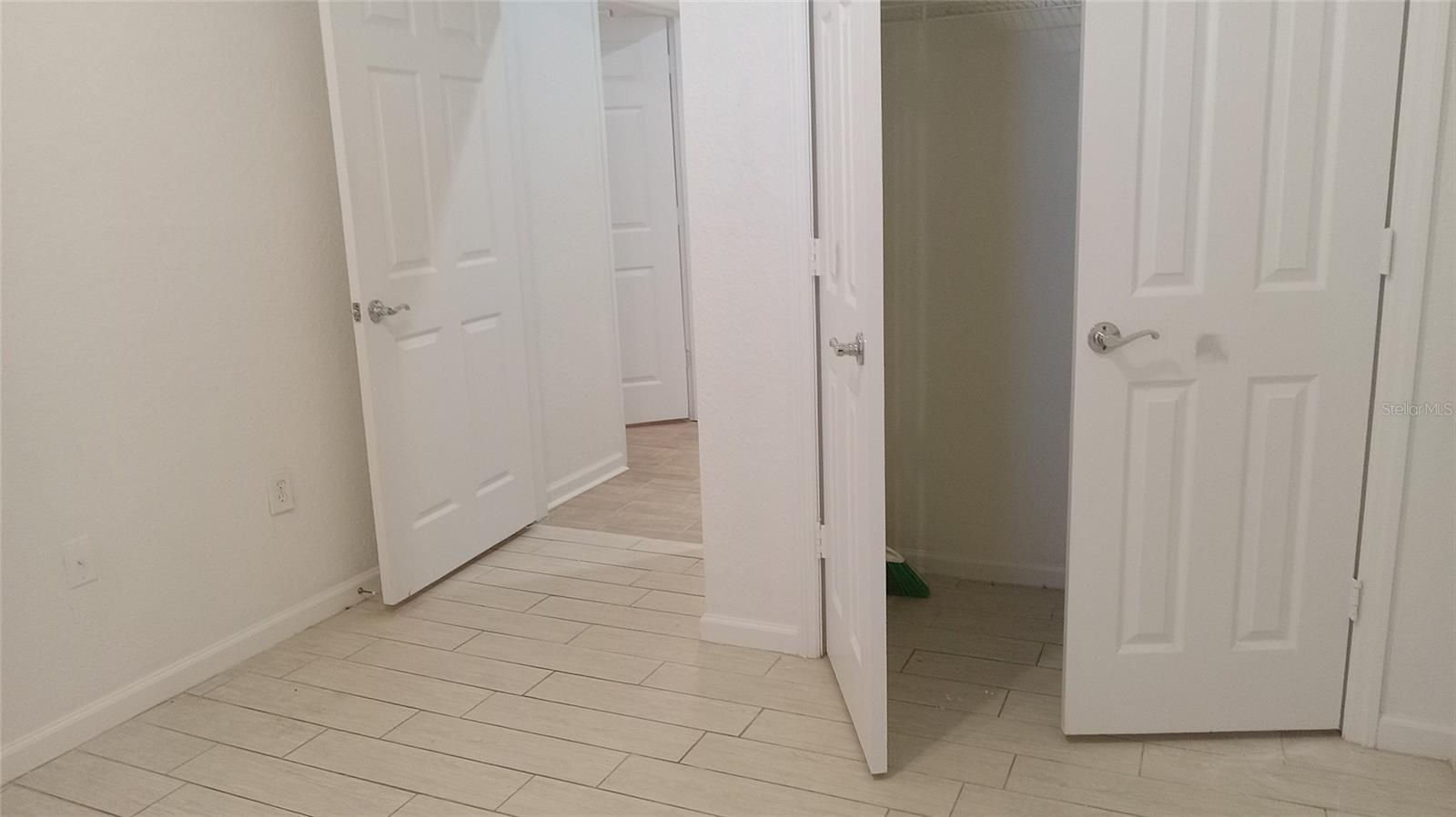 HORIZONS/VISTA LAKES PH 8 - Residential Lease