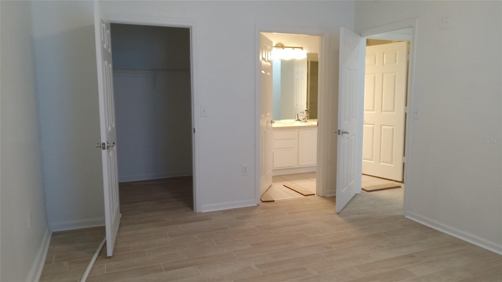 HORIZONS/VISTA LAKES PH 8 - Residential Lease