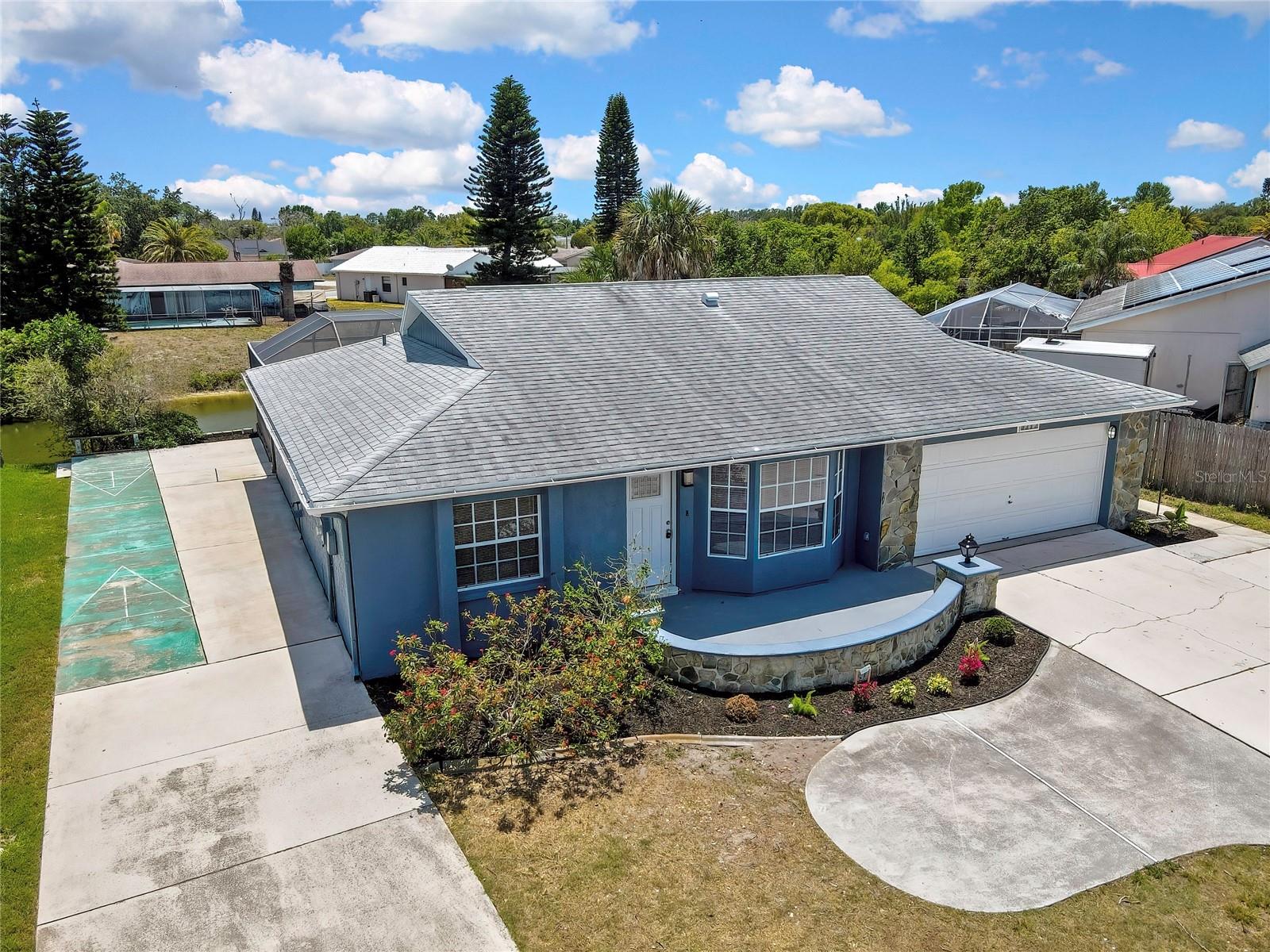 EMBASSY HILLS - Residential