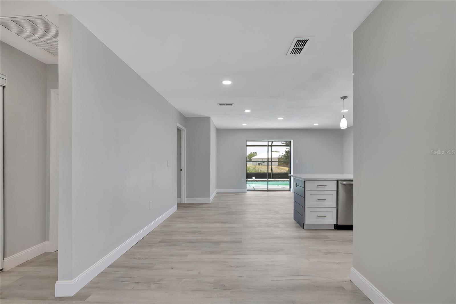 EMBASSY HILLS - Residential