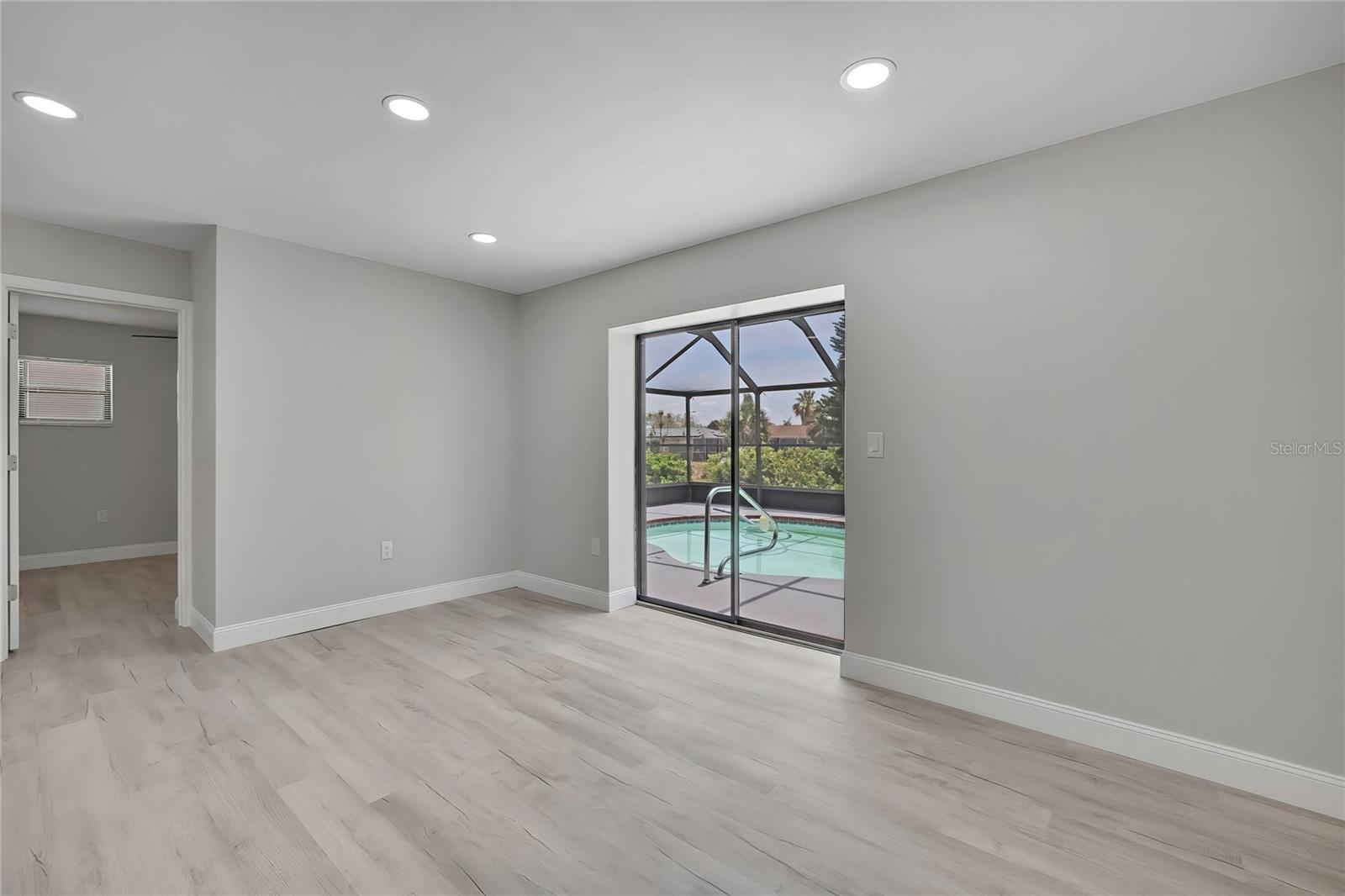 EMBASSY HILLS - Residential