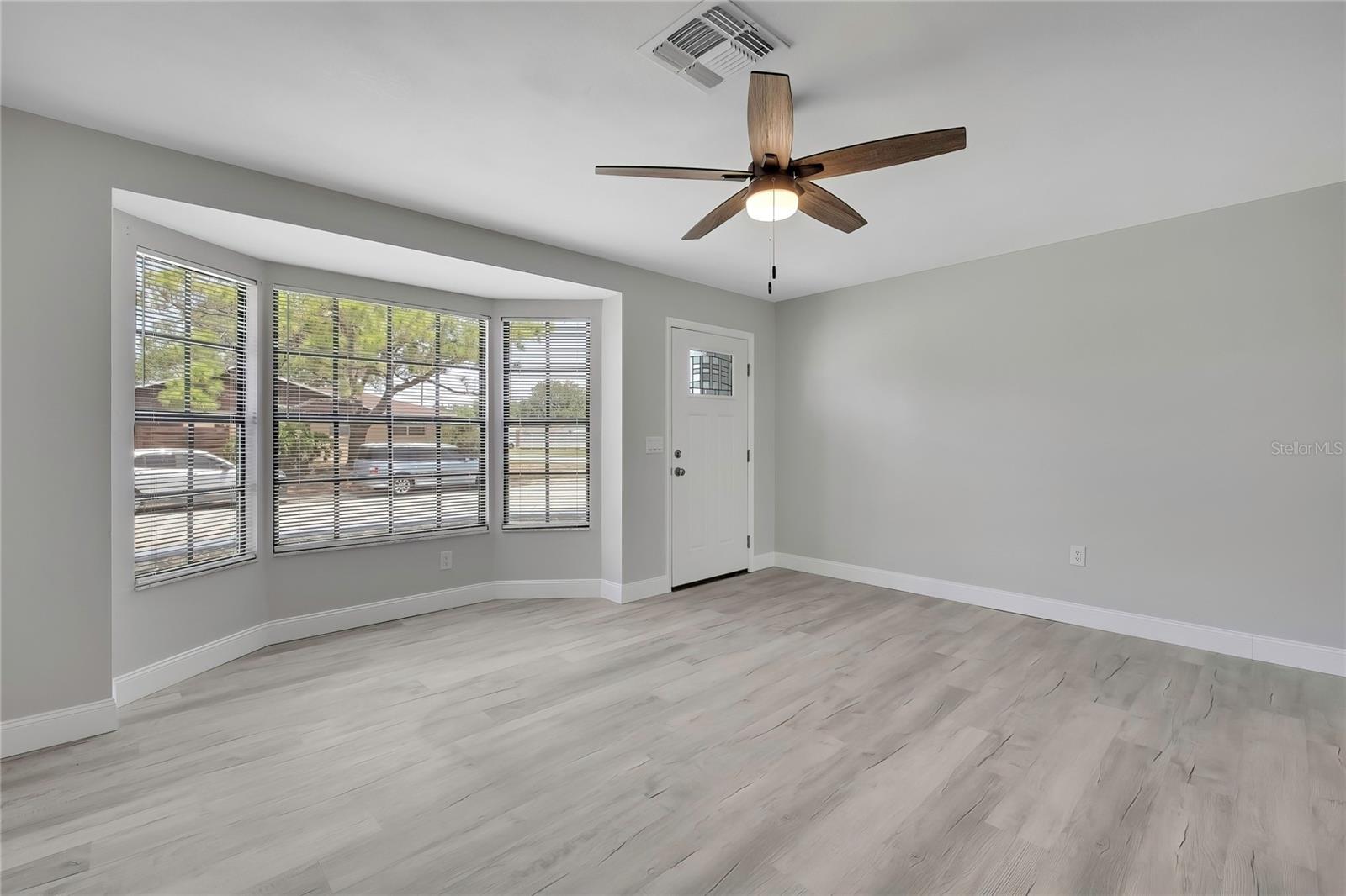 EMBASSY HILLS - Residential