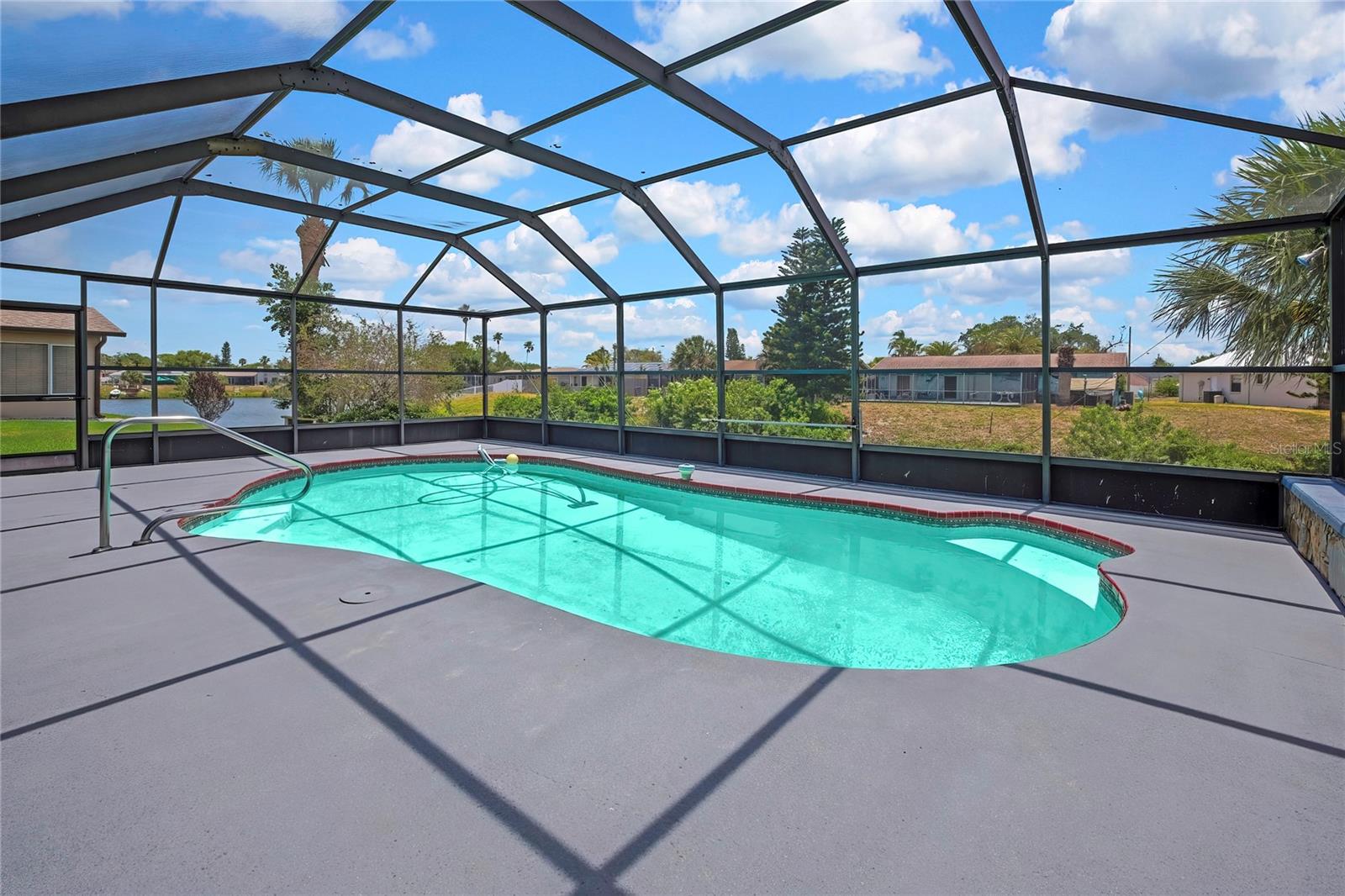 EMBASSY HILLS - Residential