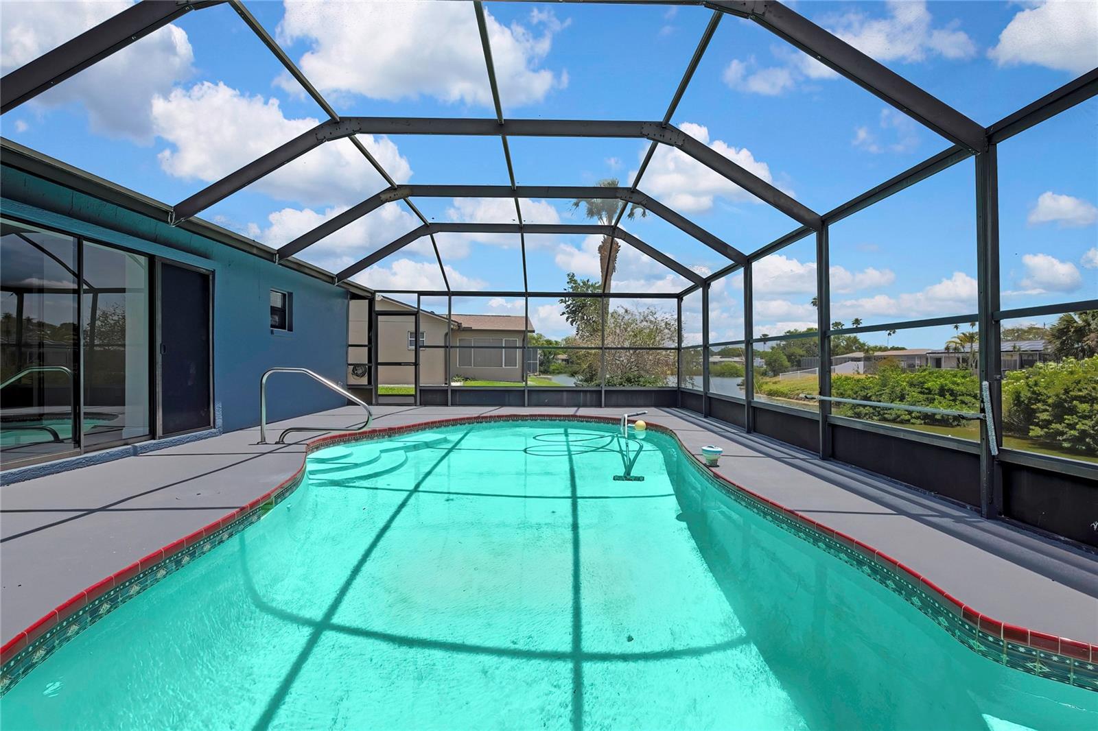EMBASSY HILLS - Residential