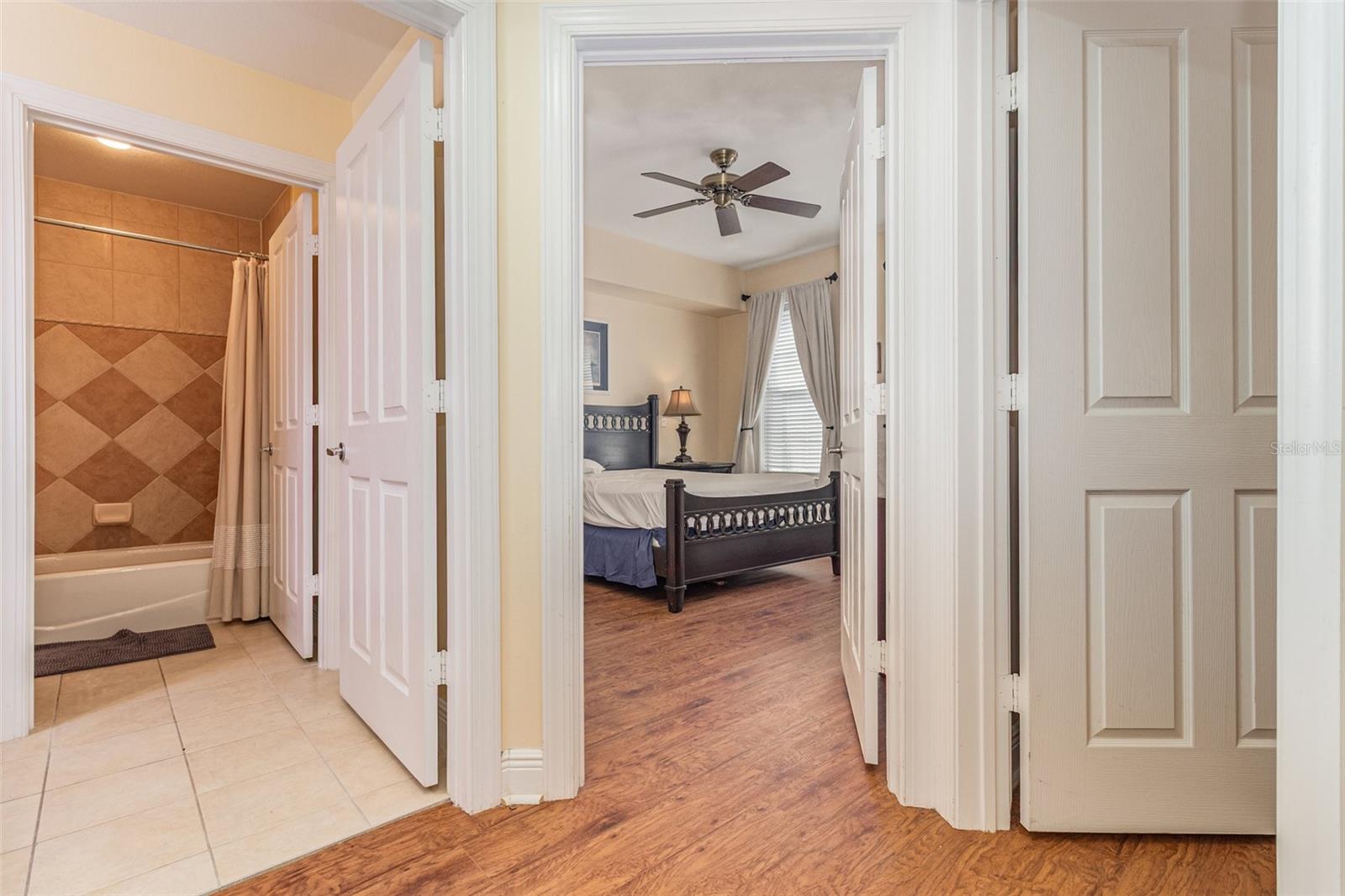 HERITAGE CROSSING - Residential
