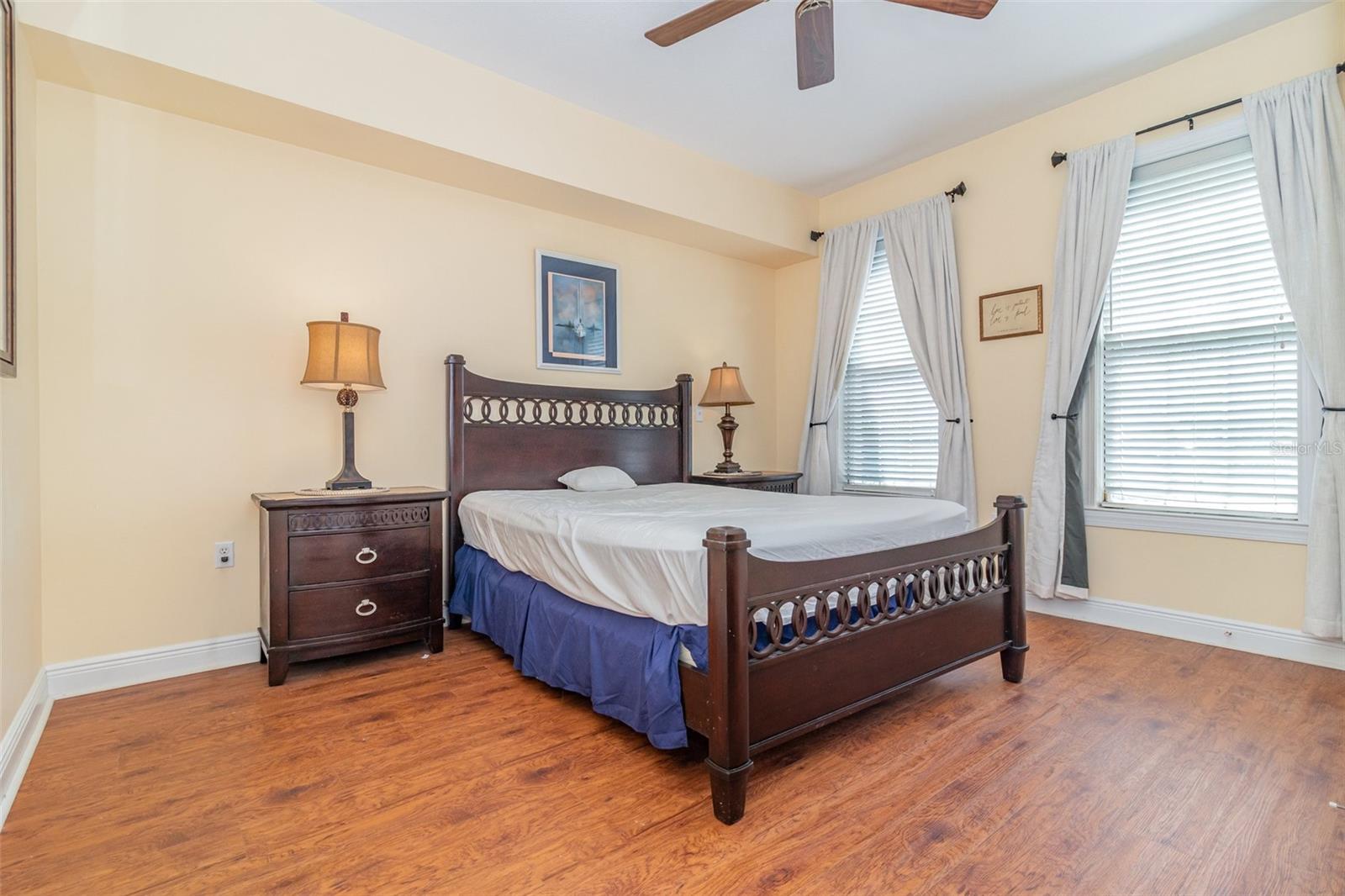 HERITAGE CROSSING - Residential