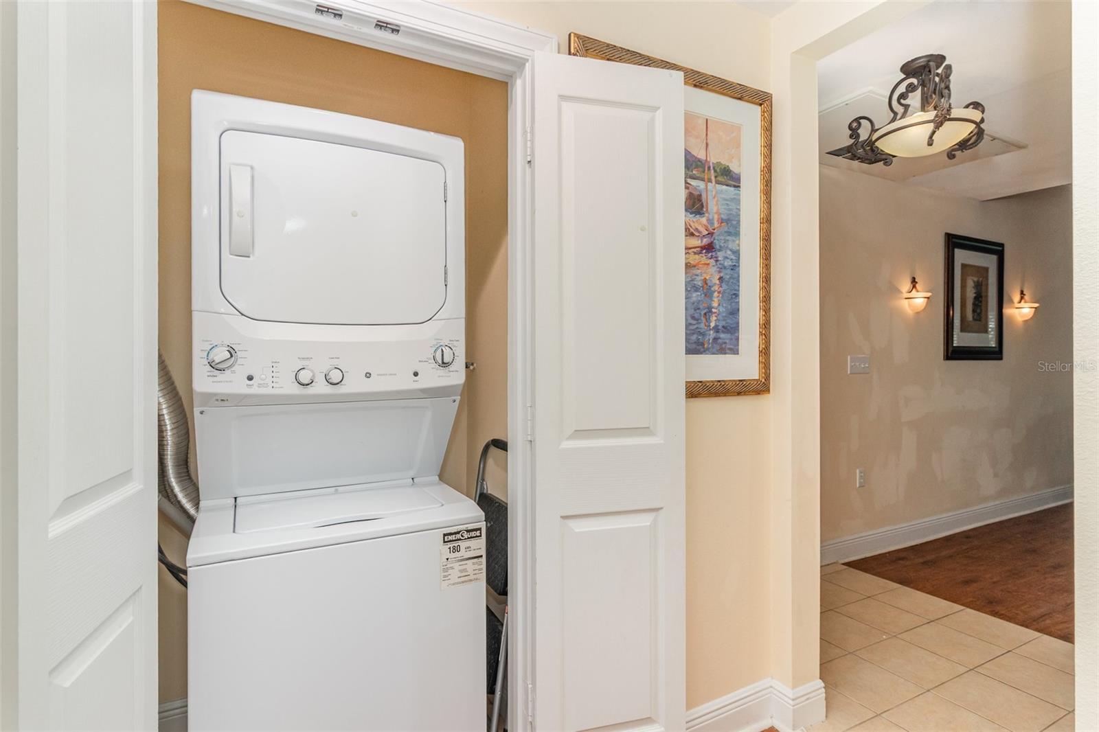 HERITAGE CROSSING - Residential