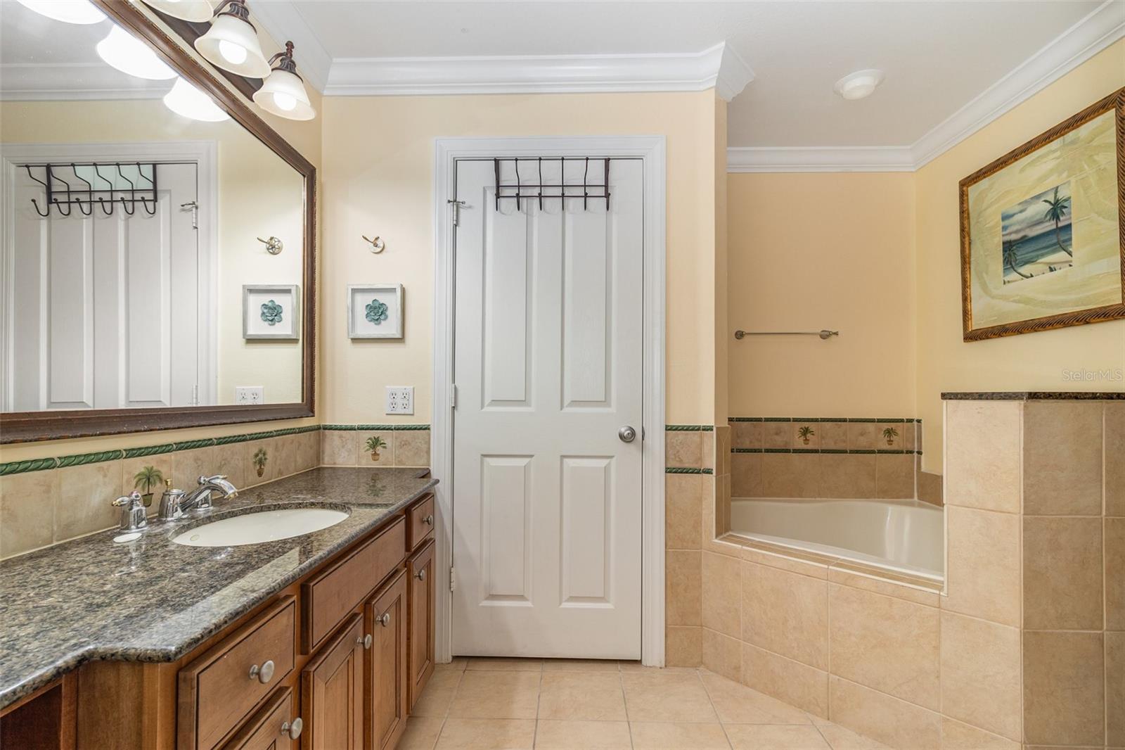 HERITAGE CROSSING - Residential