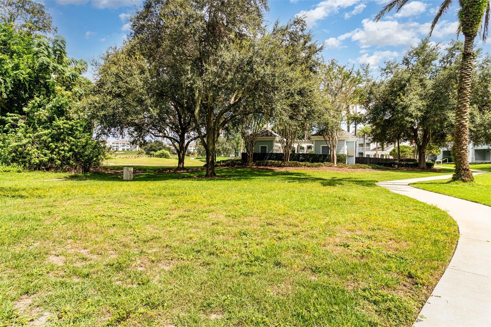 HERITAGE CROSSING - Residential