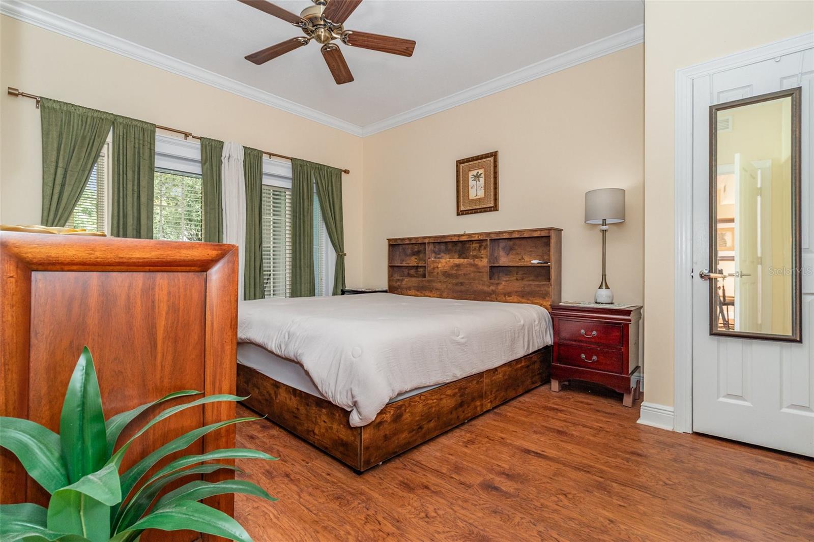 HERITAGE CROSSING - Residential