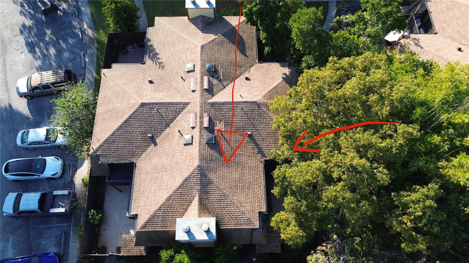 LAKE OLYMPIC TWNHS - Residential