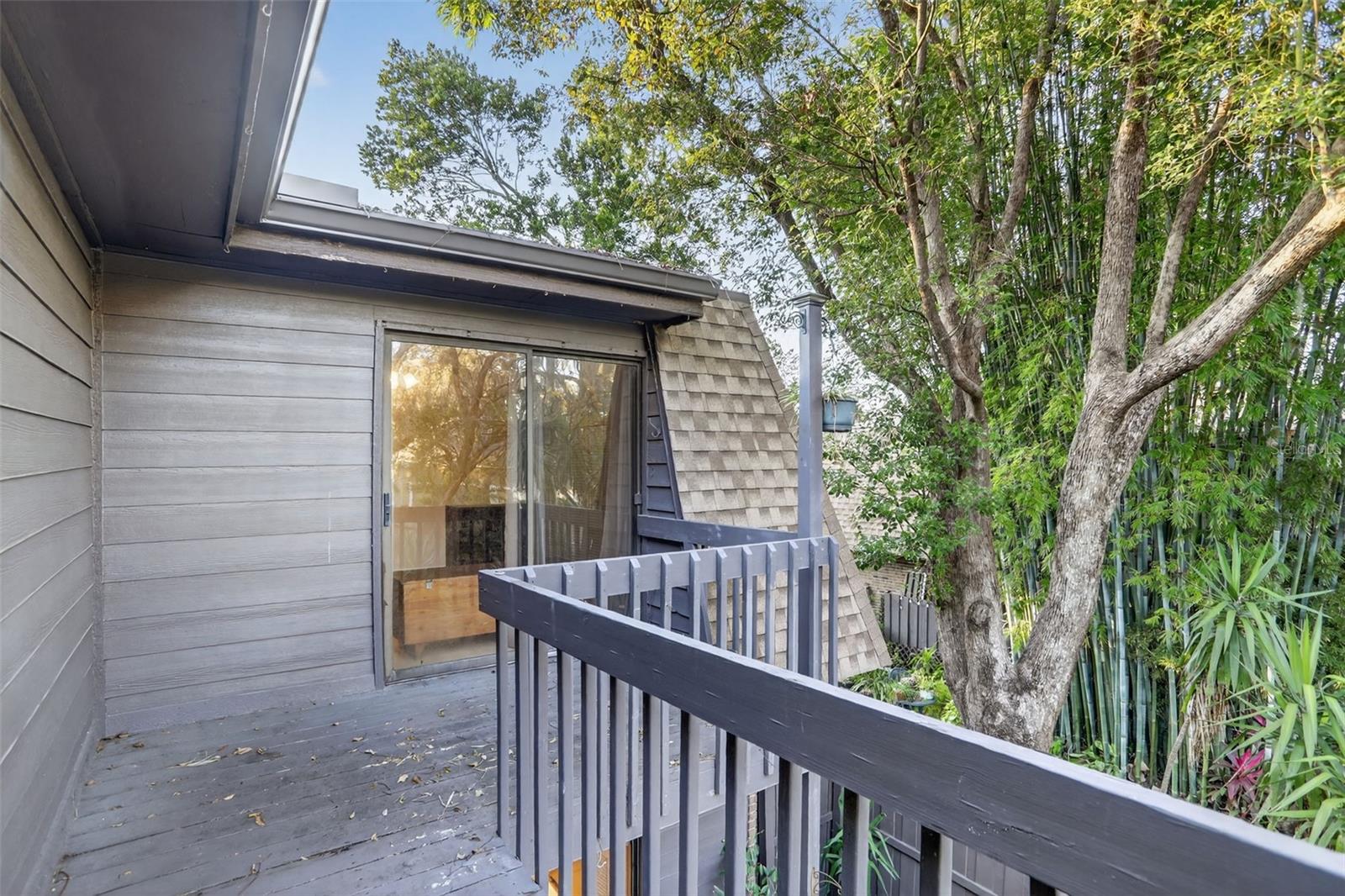 LAKE OLYMPIC TWNHS - Residential